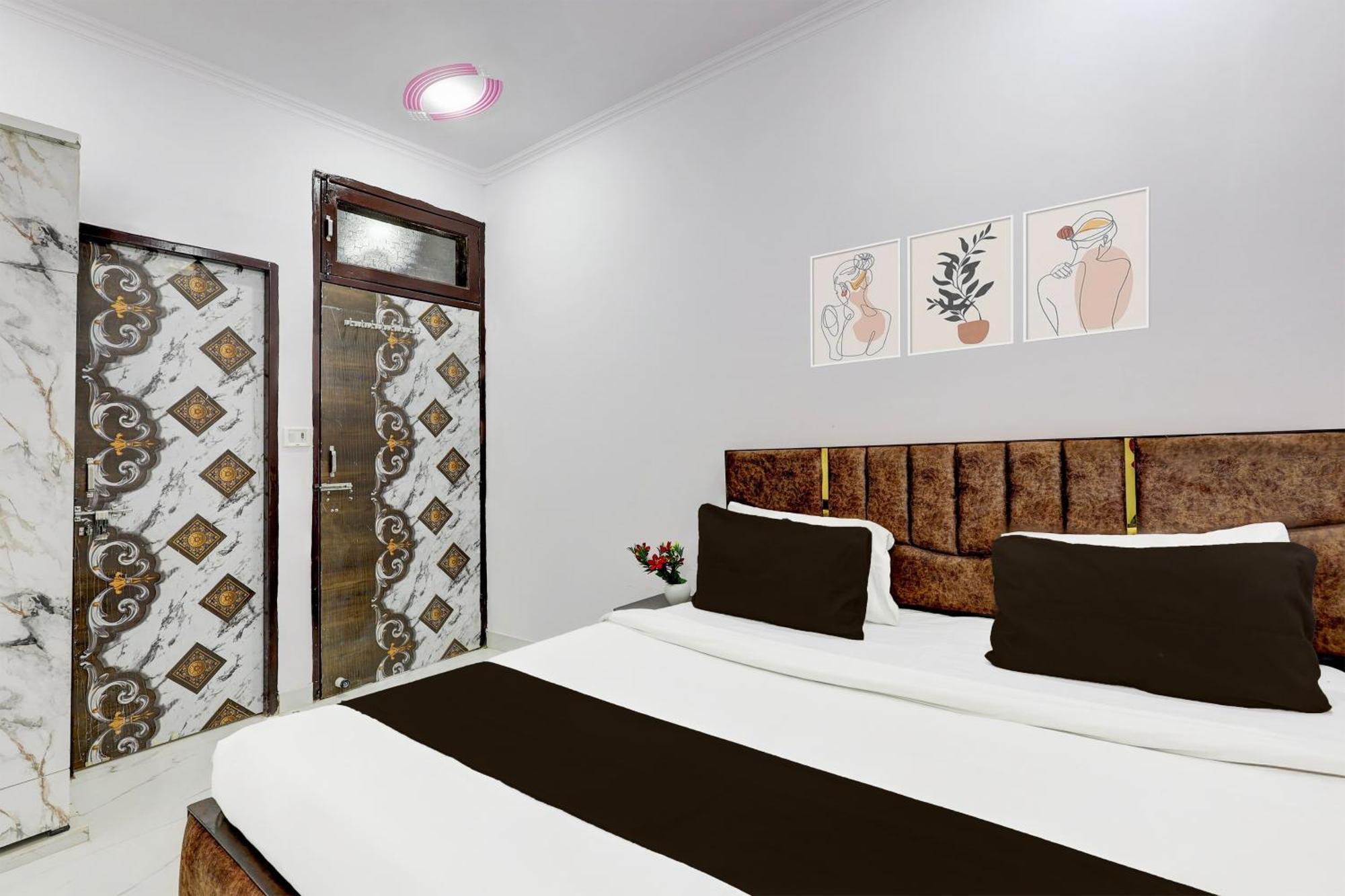 Hotel The Arrow Near Paschim Vihar Delhi  Exterior foto